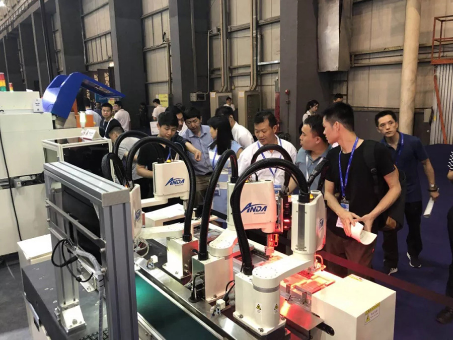 hb火博坚持自主创新，多部设备首次公开亮相 | 电子制造自动化展报道